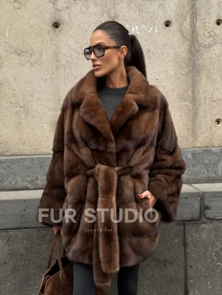 Полушубок из меха норки Brown Velvet, английский воротник фасон - летучая мышь - фото 7