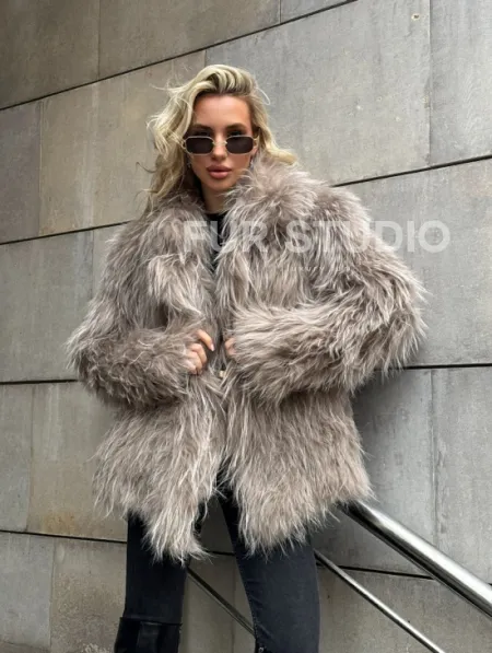 Полушубок из енота с английским воротником - фото 0