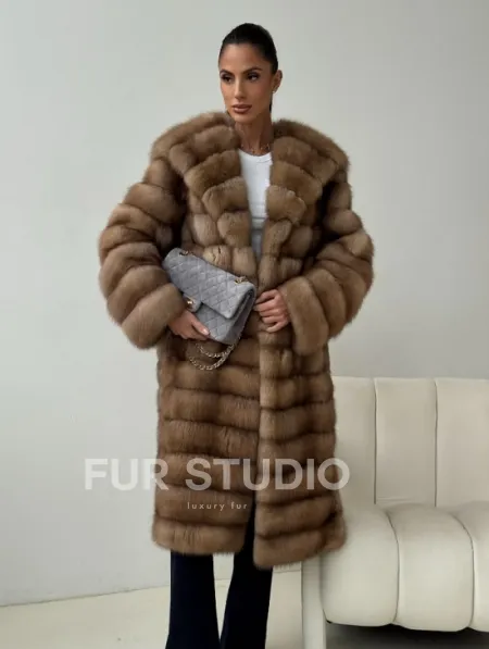 Шуба из куницы с капюшоном кобра - фото 4