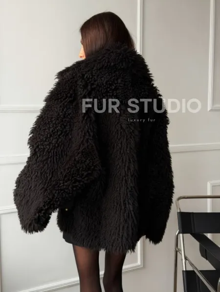 Коричневая дубленка из меха Тиградо - фото 8