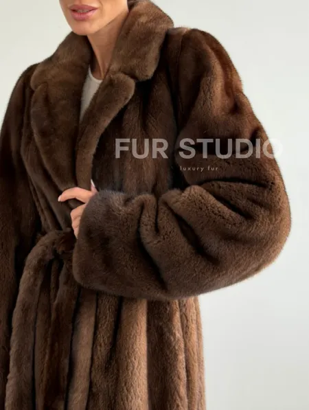 Прямая шуба из норки с поясом - фото 2