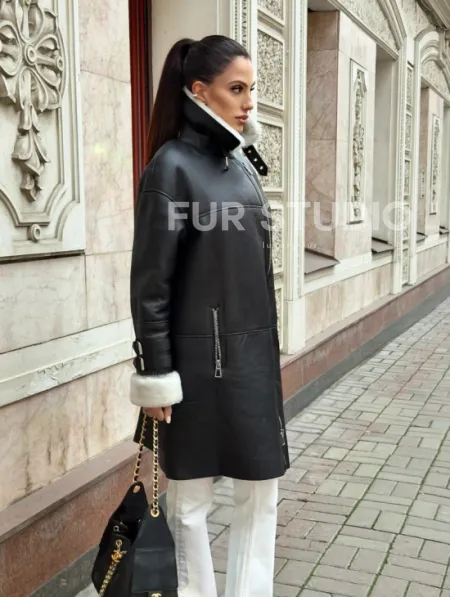 Дубленка авиатор длинная на белой овчине - фото 3