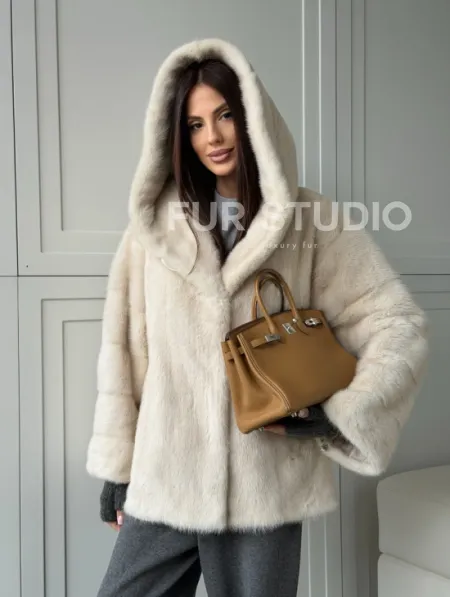 Норковый полушубок с капюшоном кобра - фото 17