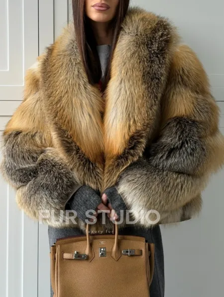 Женская шуба из лисьего меха Golden Edged Fox - фото 5
