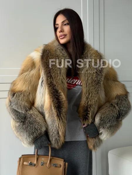 Женская шуба из лисьего меха Golden Edged Fox - фото 8