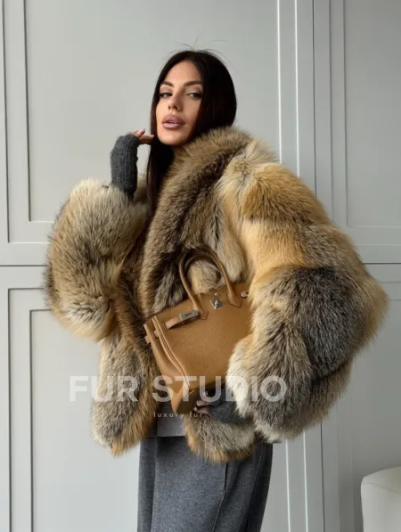 Женская шуба из лисьего меха Golden Edged Fox - фото 17