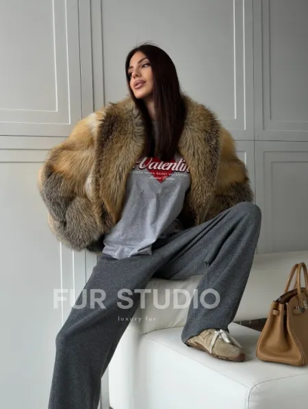 Женская шуба из лисьего меха Golden Edged Fox - фото 19