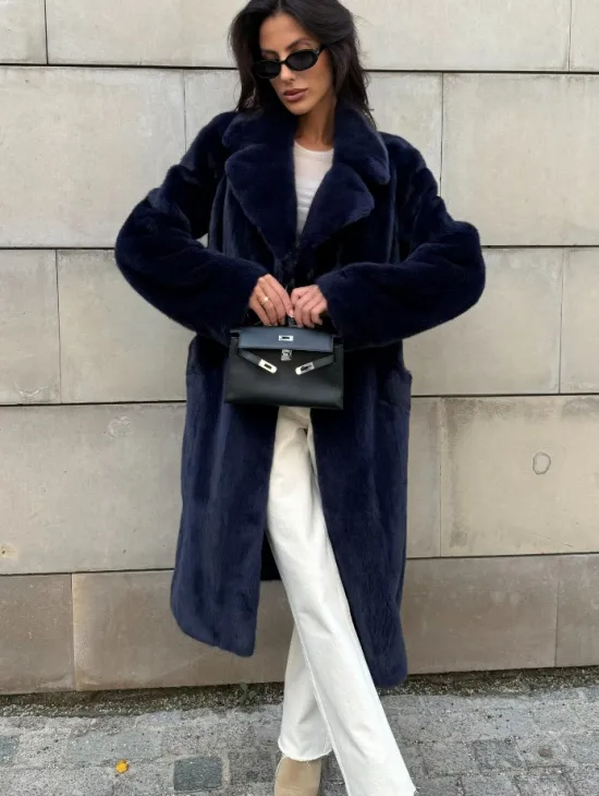 Норковая шуба цельный мех Saga furs - фото 11