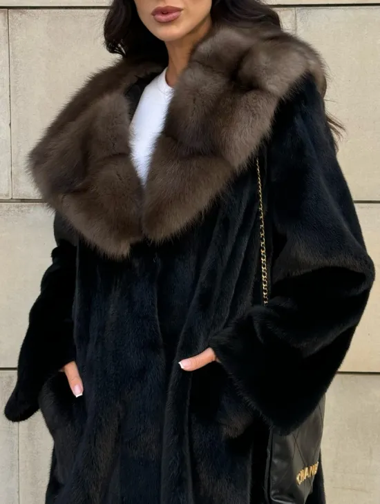 Шуба из норки Saga furs с капюшоном куницы, цельный мех - TOTAL BLACK - фото 3