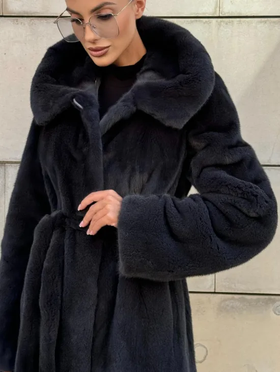 Шуба из меха импортной норки NAFA с капюшоном, цвет темный графит - фото 1