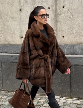 Полушубок из меха норки Brown Velvet, английский воротник фасон - летучая мышь - фото 8