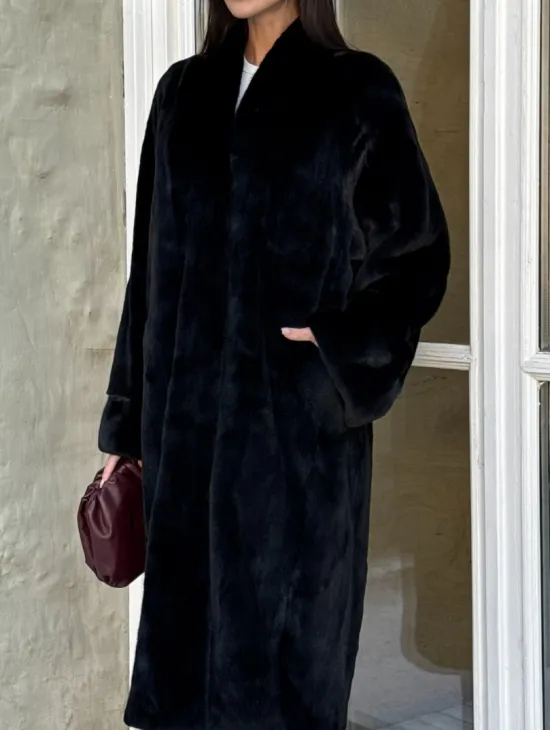 Элитная шуба из меха норки Luxury Fur Blackglama с V-образным воротником - фото 2