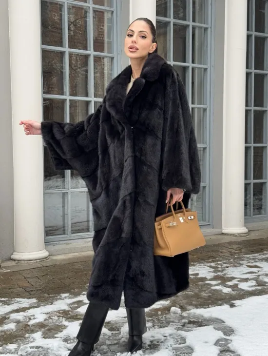 Шуба норковая оверсайз в стиле 