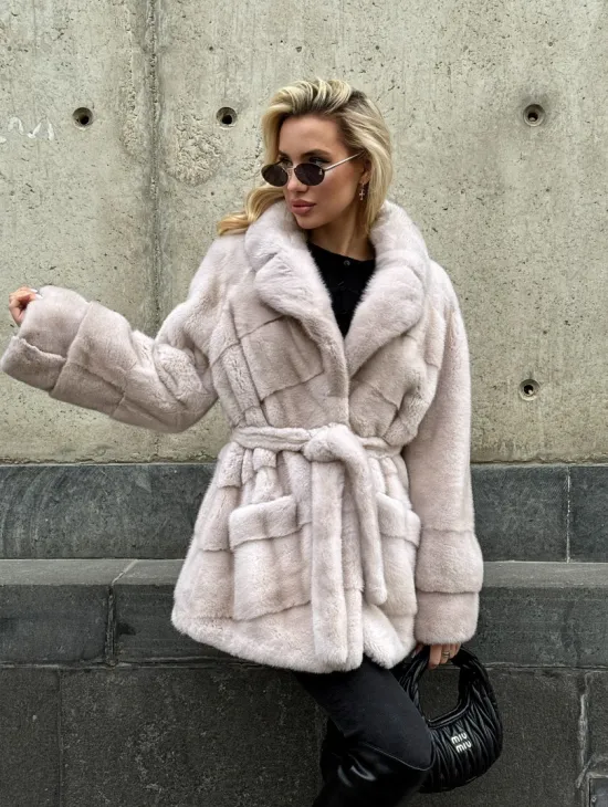 Светлый норковый полушубок PREMIUM FUR с английским воротником - фото 10