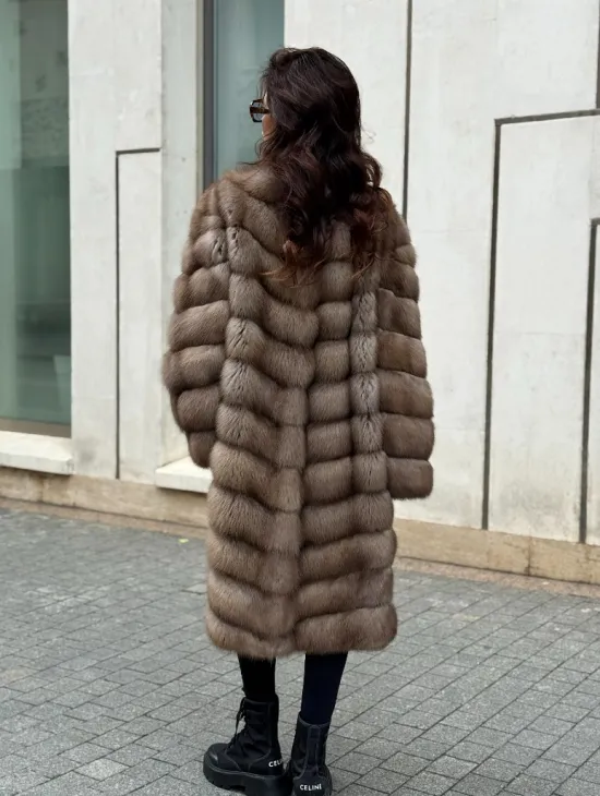 Шуба из натуральной куницы - фото 8