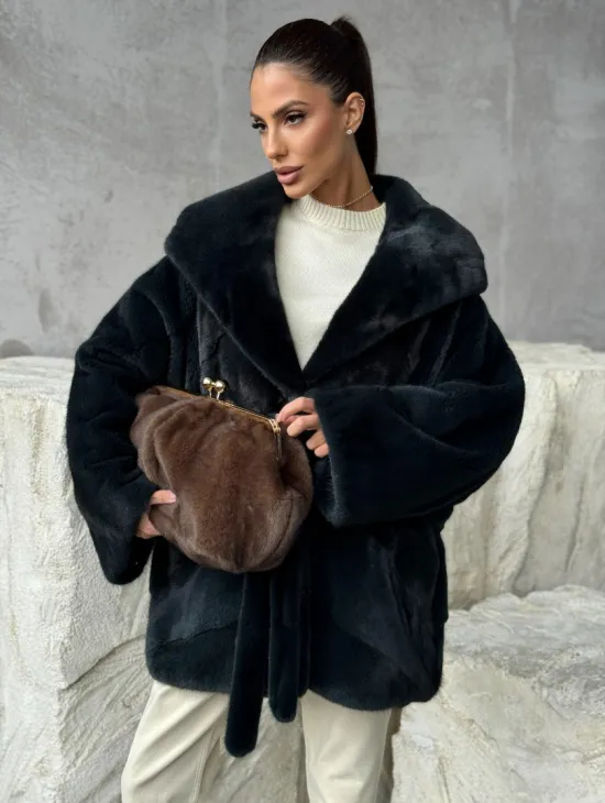 Шуба норковая летучая мышь с капюшоном - фото 0