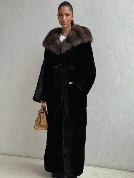 Длинная шуба из аукционного меха норки SAGA FURS - фото 5