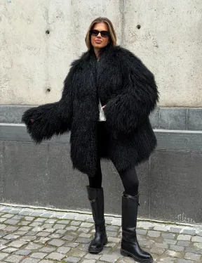 Черная шуба из ламы V-образный вырез - фото 11