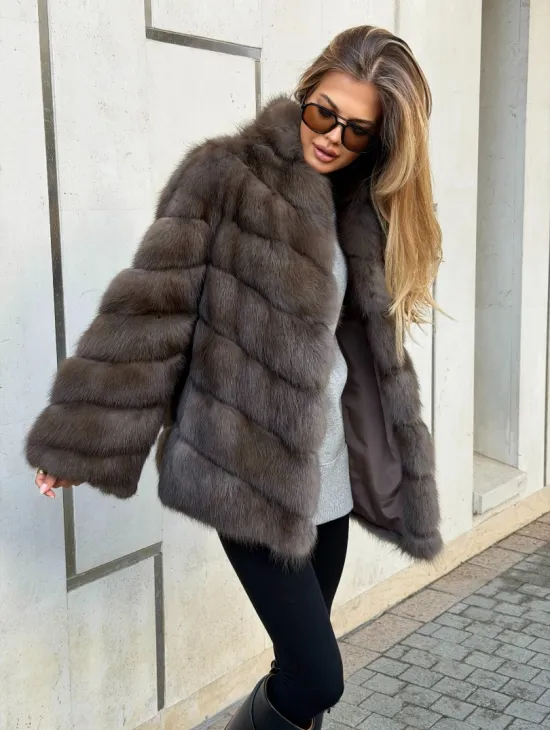 Шуба из куницы в цвете соболь - рукава косичкой - фото 5