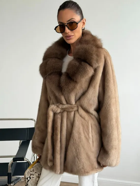 Шуба норковая с воротником куница - летучая мышь - фото 5