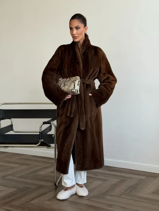 Шуба норковая в роспуск с меховым поясом - фото 10