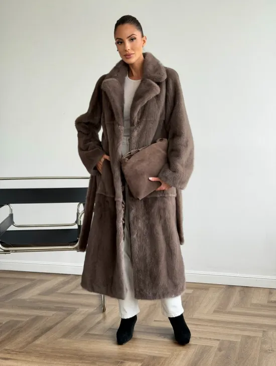 Прямая норковая шуба с поясом - фото 8