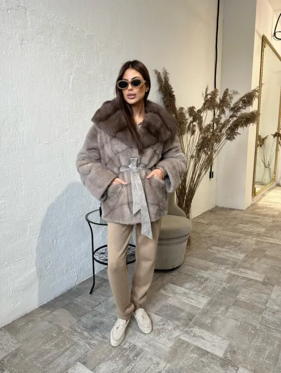 Норковое пончо - шуба с капюшоном из меха куницы - фото 4