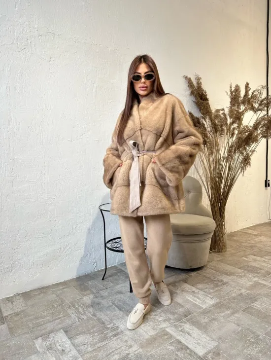Полушубок из меха норки NAFA MINK в натуральном цвете пастель - фото 4
