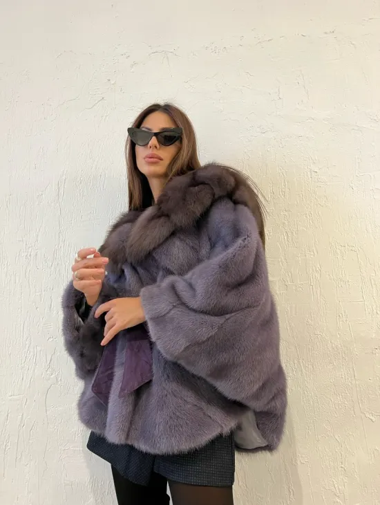 Шуба норковая - пончо с капюшоном куница цвет лаванда - фото 6