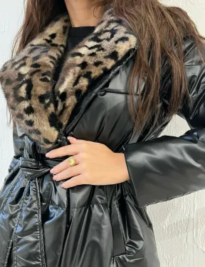 Пуховик с мехом норки в анималистическом принте - фото 2