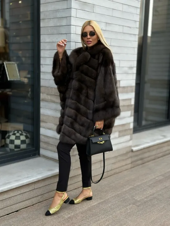 Шуба из натурального меха баргузинского соболя (седина 2) - фото 3