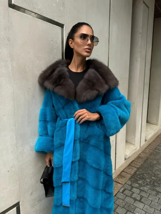 Шуба норковая с капюшоном из меха куницы - цвет тиффани - фото 11