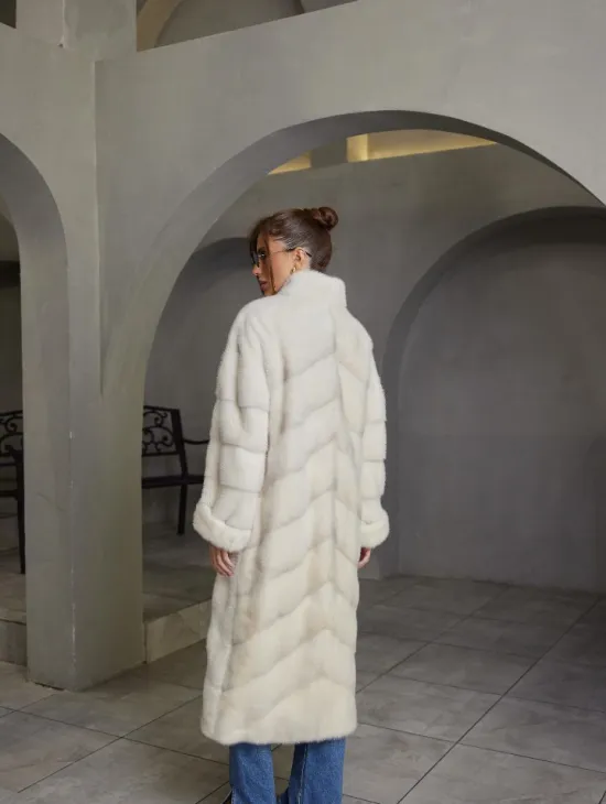 Норковая шуба паркет, воротник - отворот цвет жемчуг - фото 3