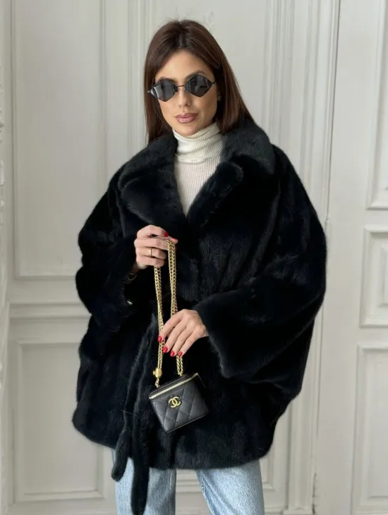 Шуба летучая мышь английский воротник, роспуск мех норка - цвет черный изумруд - фото 1