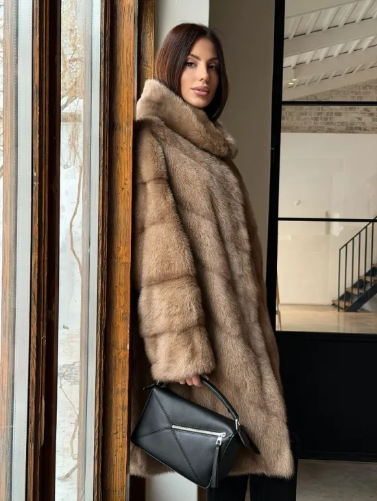 Норковая шуба с капюшоном - цвет пастель - фото 8